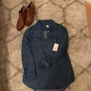 Women’s chambray tunic